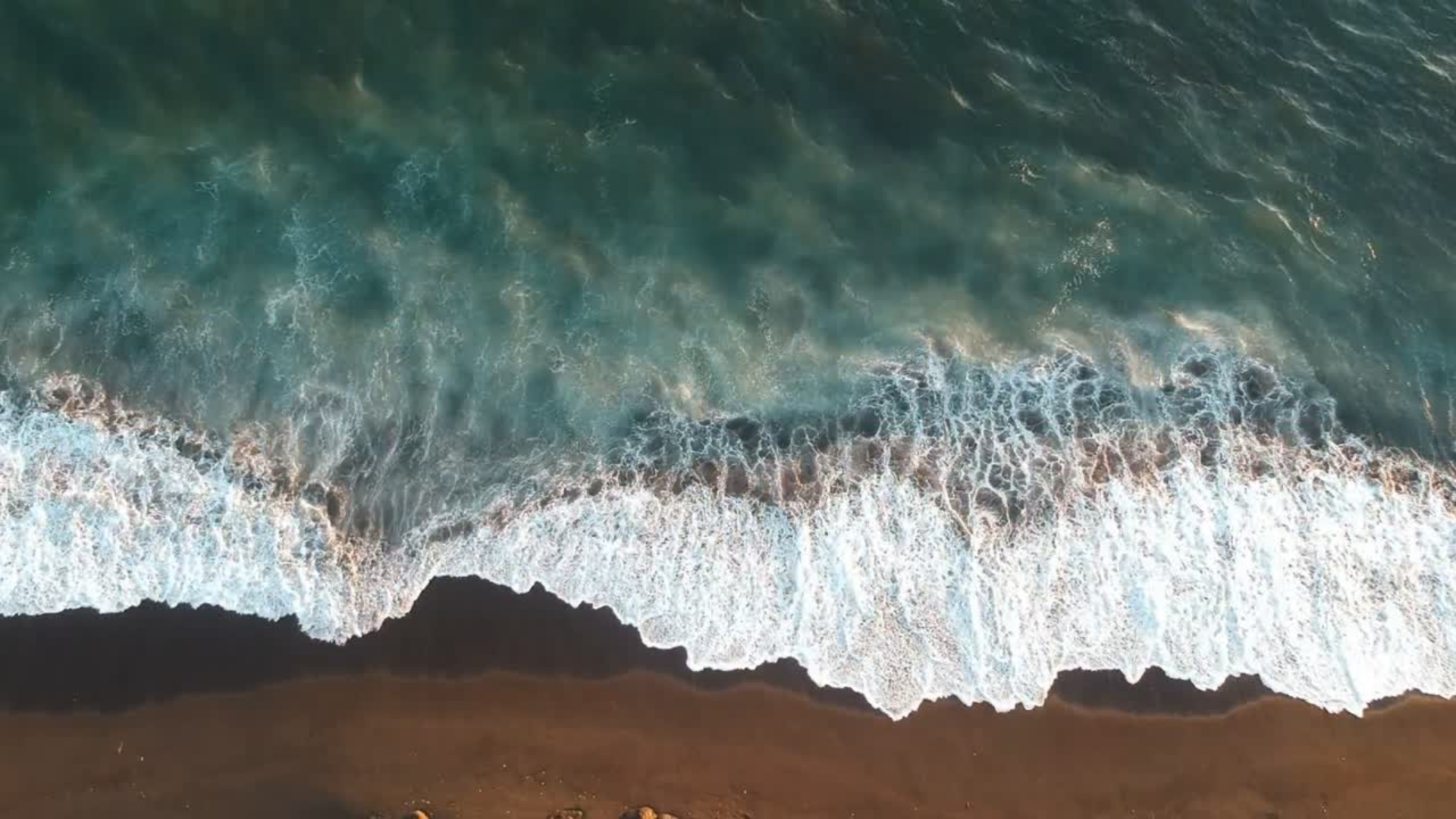 wave-crashing